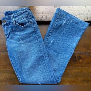 •EUC•Seven7 Ladies Distressed Flare Jean